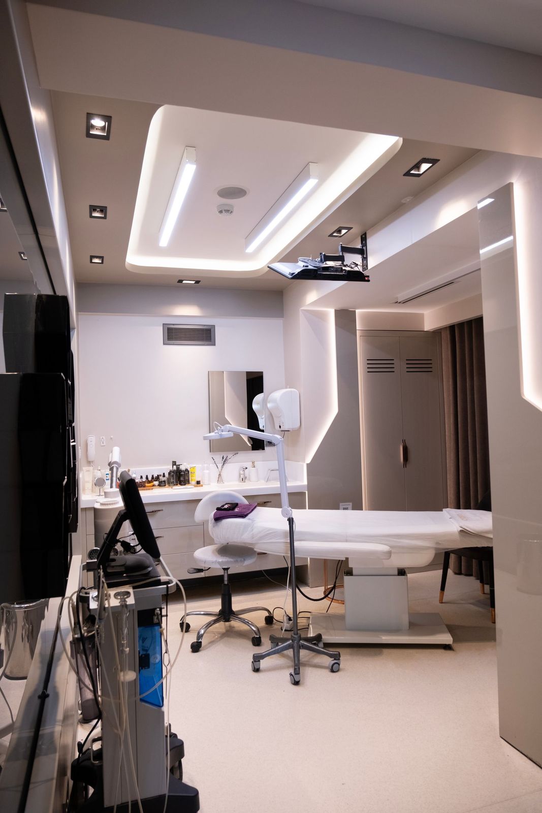 A private treatment room at Clearview Clinic prepared for a consultation